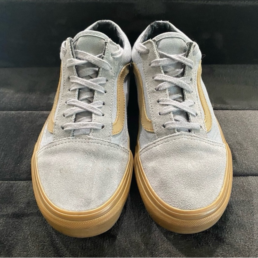 Gray and brown vans - Picture 2 of 9